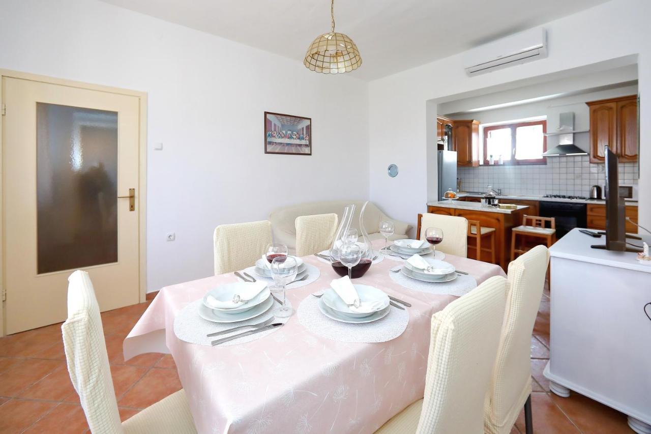 Apartmani Dubravka Bibinje Luaran gambar