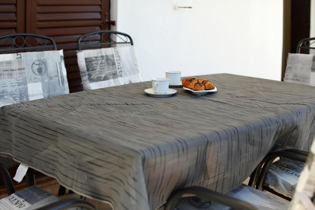 Apartmani Dubravka Bibinje Luaran gambar